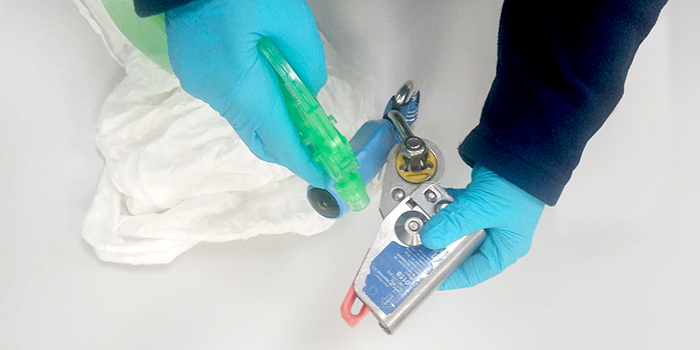 Limpieza epis antes de revisarlos